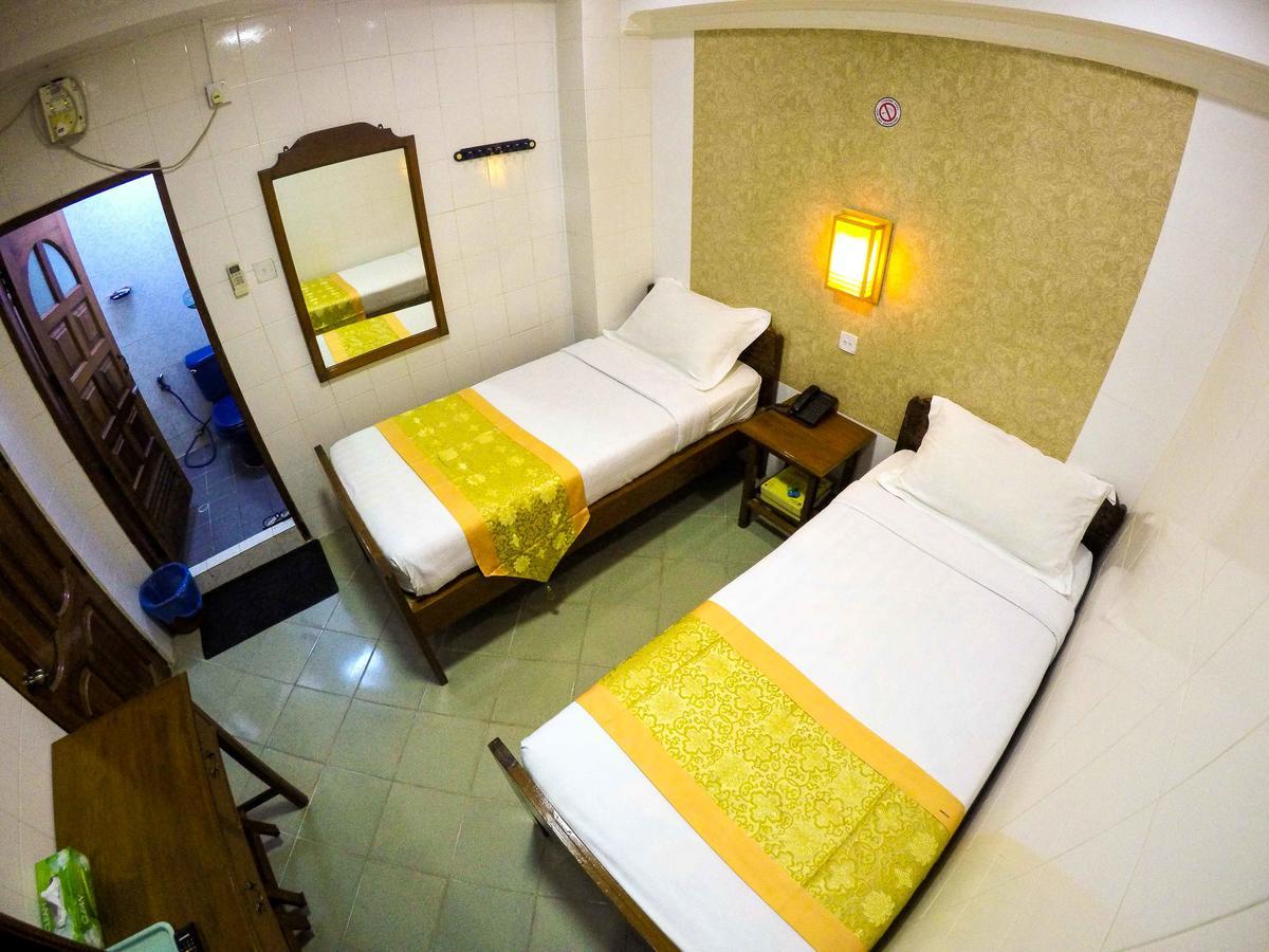 May Shan Hotel Yangon Exterior foto