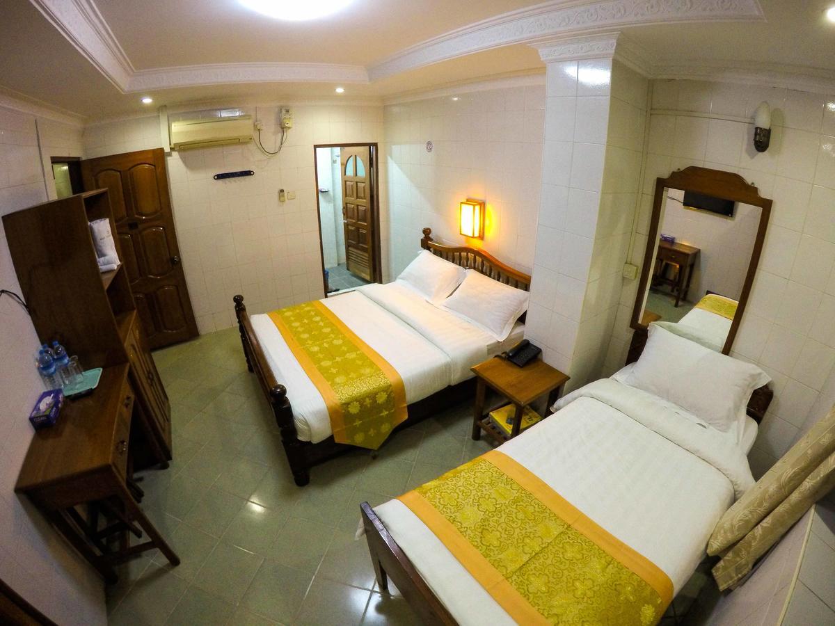 May Shan Hotel Yangon Quarto foto