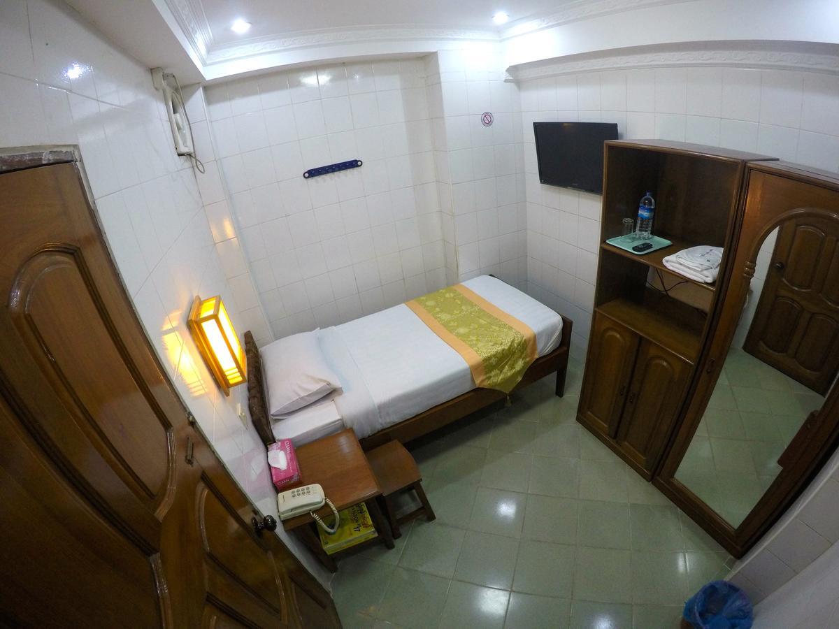 May Shan Hotel Yangon Quarto foto